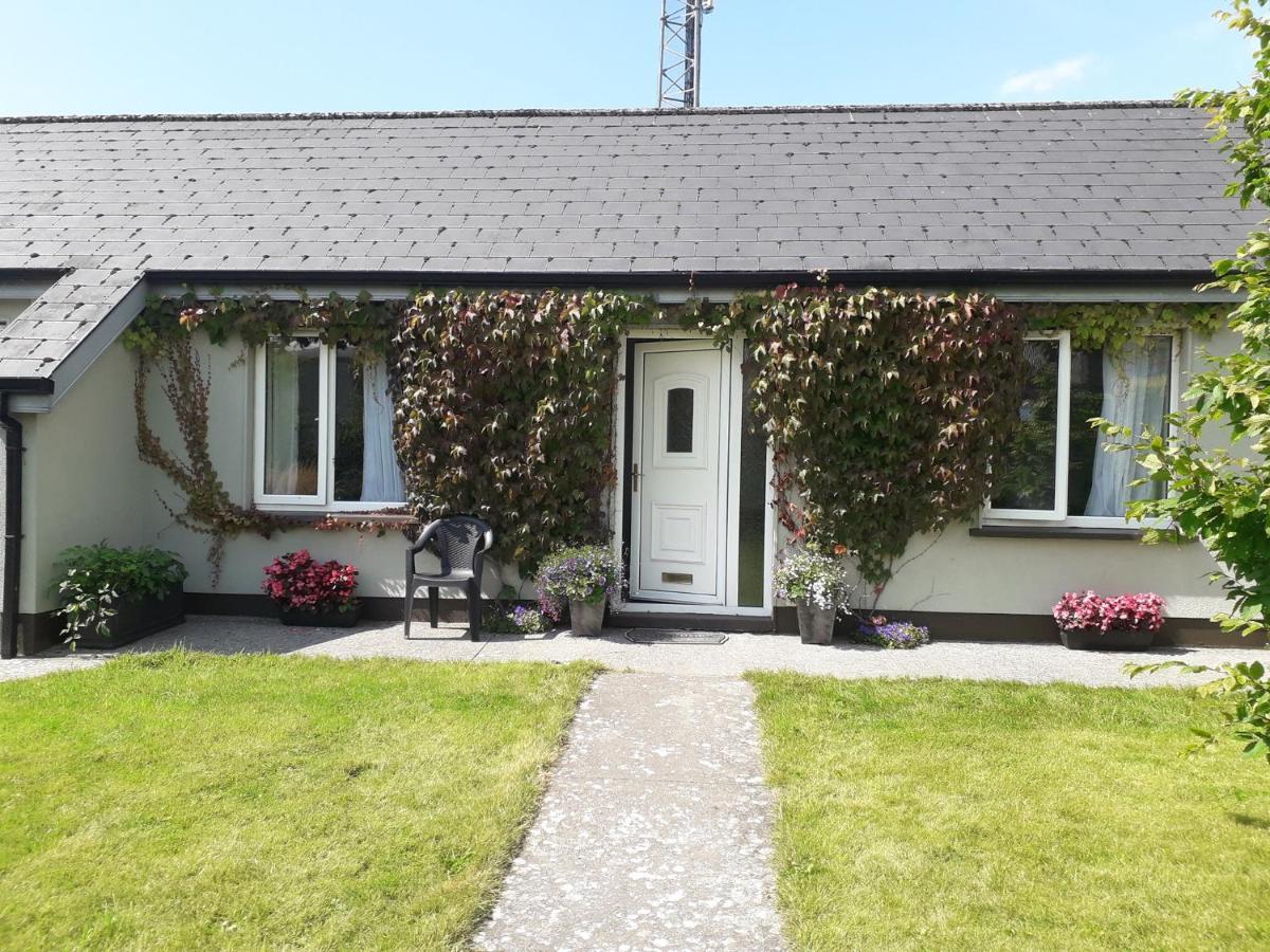 Lakeside Loughrea Ngoại thất bức ảnh