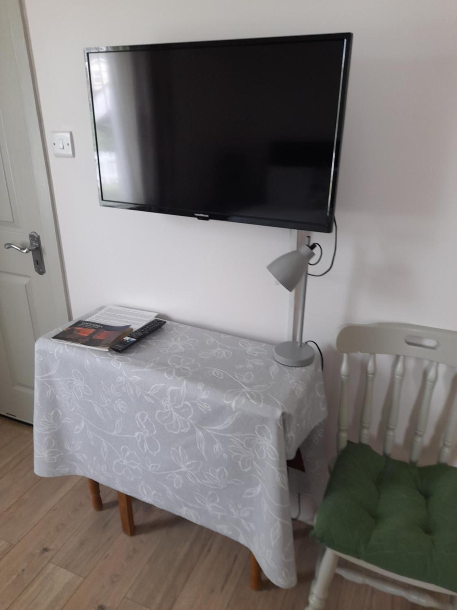 Lakeside Loughrea Ngoại thất bức ảnh
